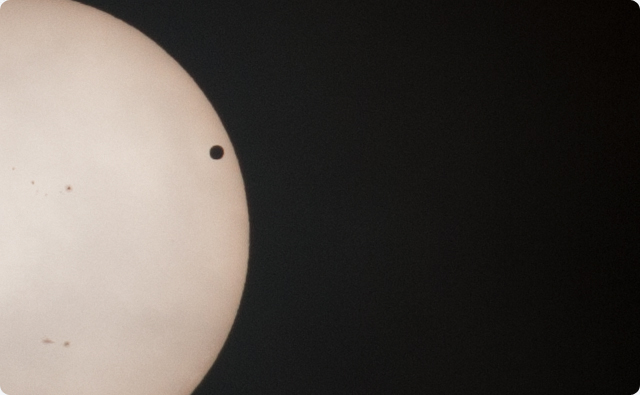 金星の日面通過 写真02 - 2012年6月6日